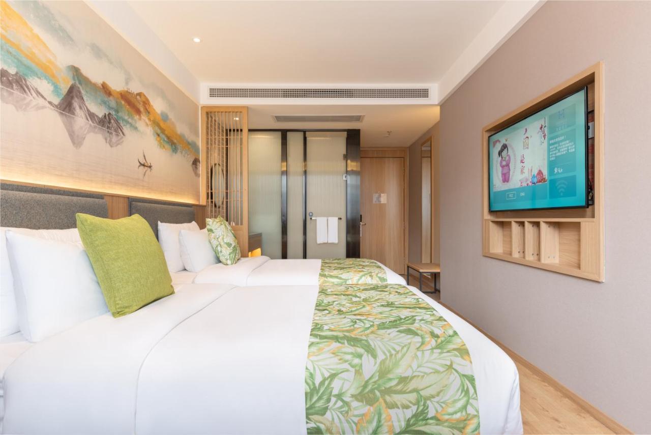 Mehood Hotel Чънду Екстериор снимка
