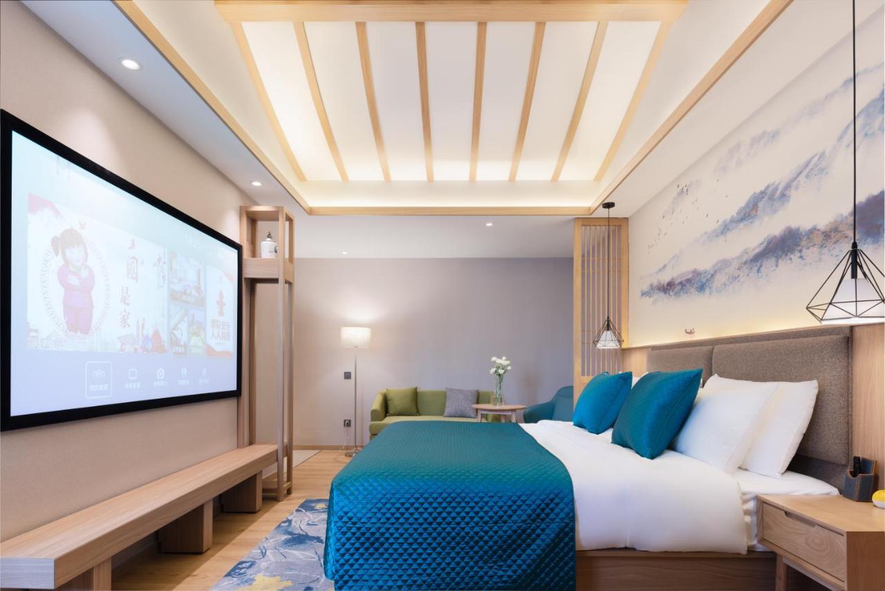 Mehood Hotel Чънду Екстериор снимка