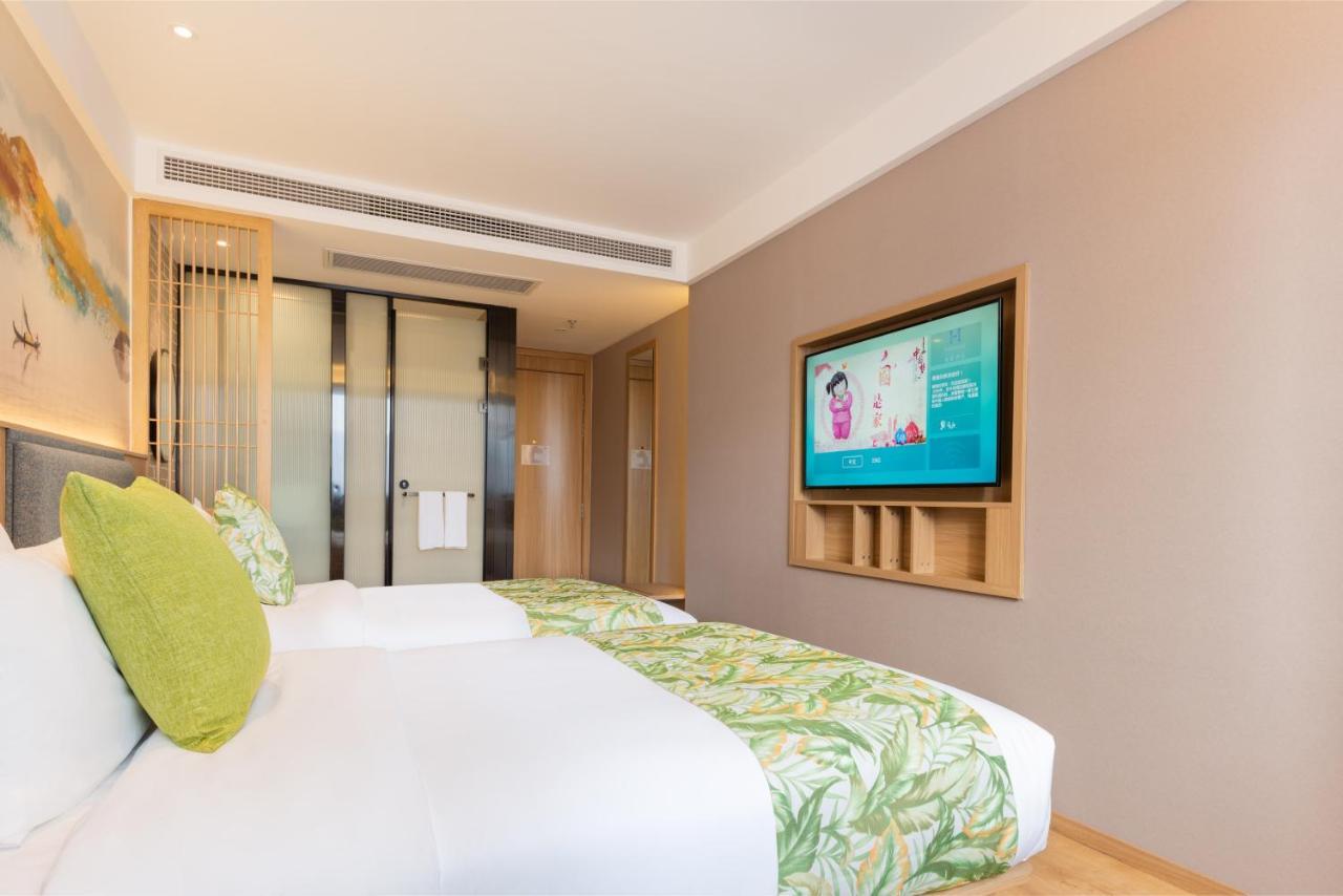 Mehood Hotel Чънду Екстериор снимка