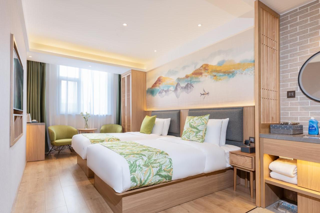 Mehood Hotel Чънду Екстериор снимка
